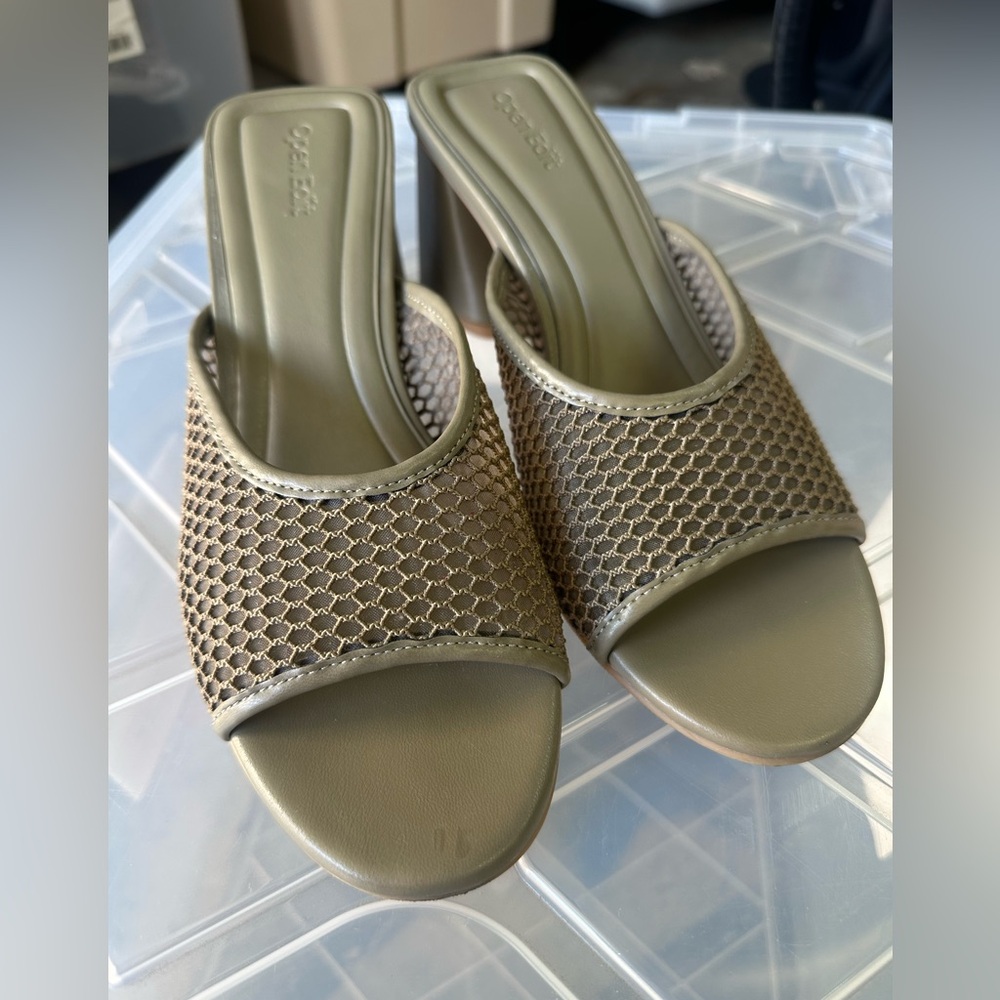 Chic Olive Women's Slip-On Heels